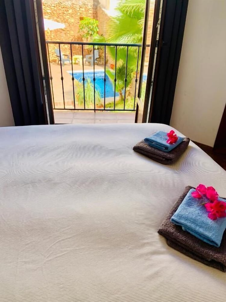 Фото Hostal Lorca