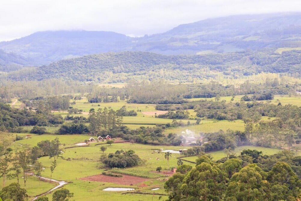 Фото Pousada Chalés Vale do Rio do Boi