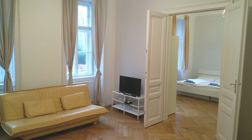 Фото Sobieski Town Apartments