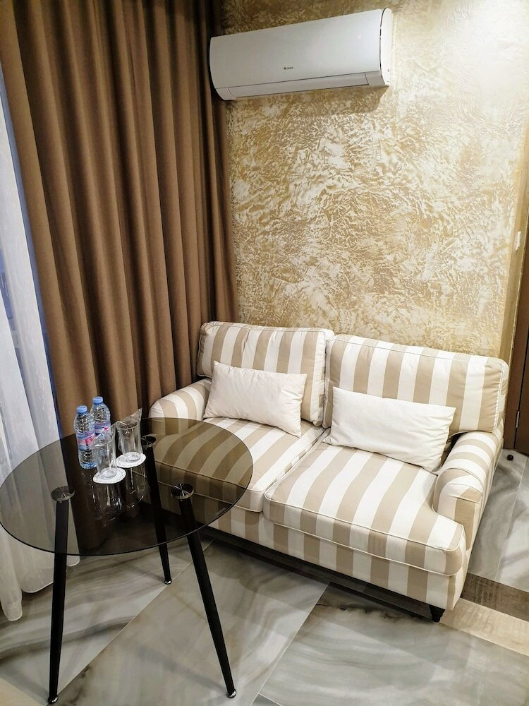 Фото Hotel Central