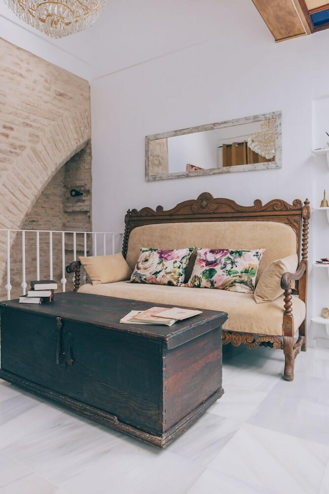 Фото Alcázar de María