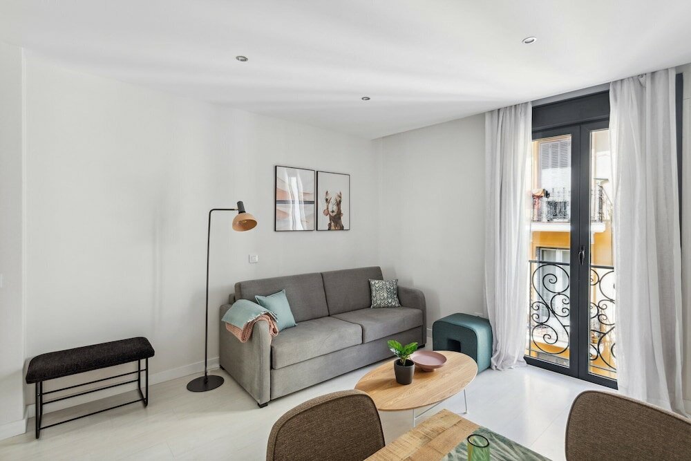 Фото Limehome Madrid Calle de la Paloma