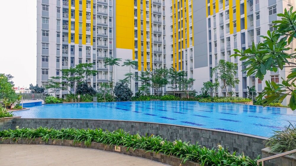 Фото Comfort And Homey 2Br At Springlake Apartment Bekasi