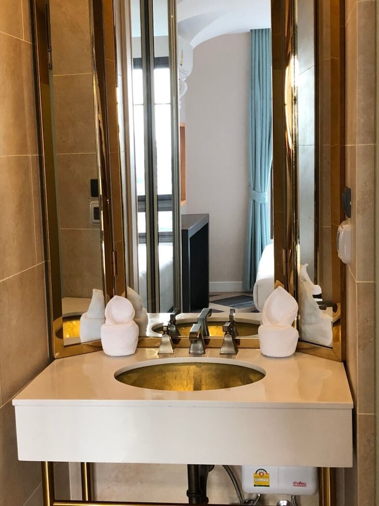 Фото Espana Condo Pattaya by Jc