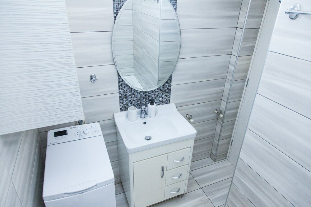 Фото Beautiful new decorated apt in Athens