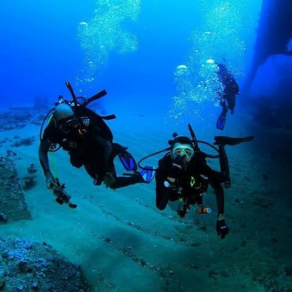 Фото Seasons Hotel