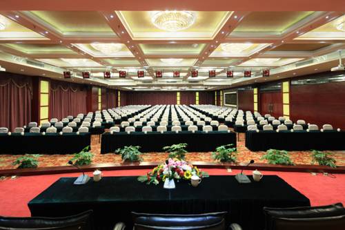 Фото Economic Trade Hotel