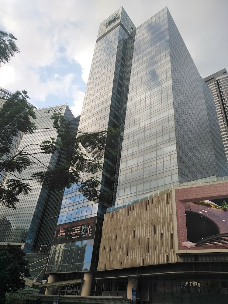 Фото Forbes Park Area Bgc