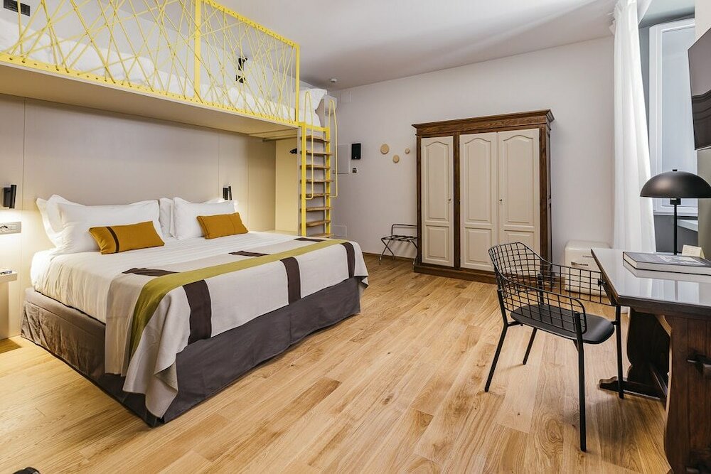 Фото Hotel Priori Secret Garden