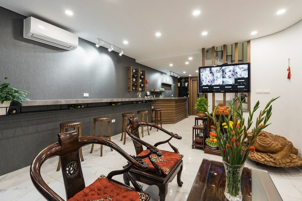 Фото Narcissus Hotel and Apartment