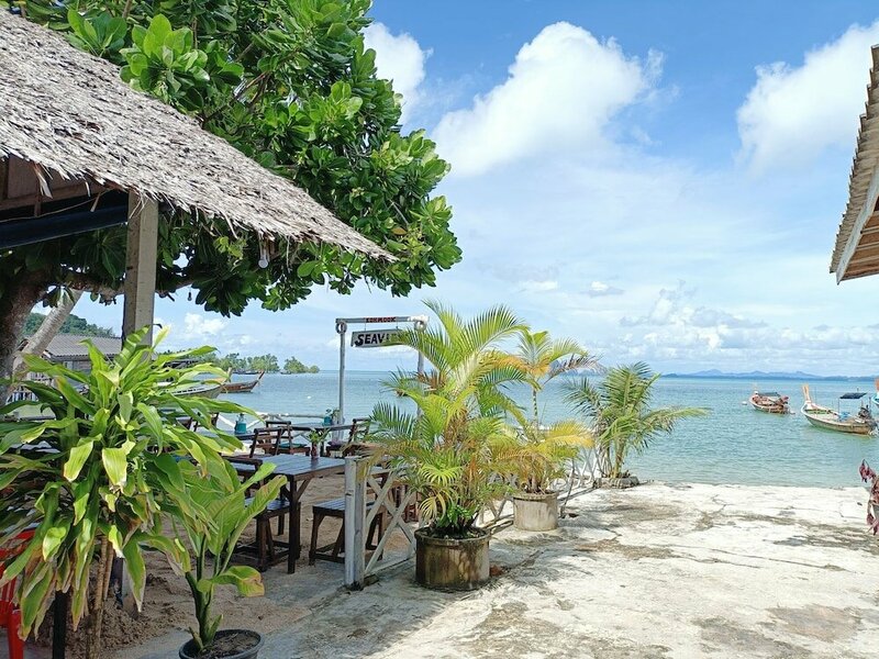 Гостиница Kohmook Seaview Bungalow