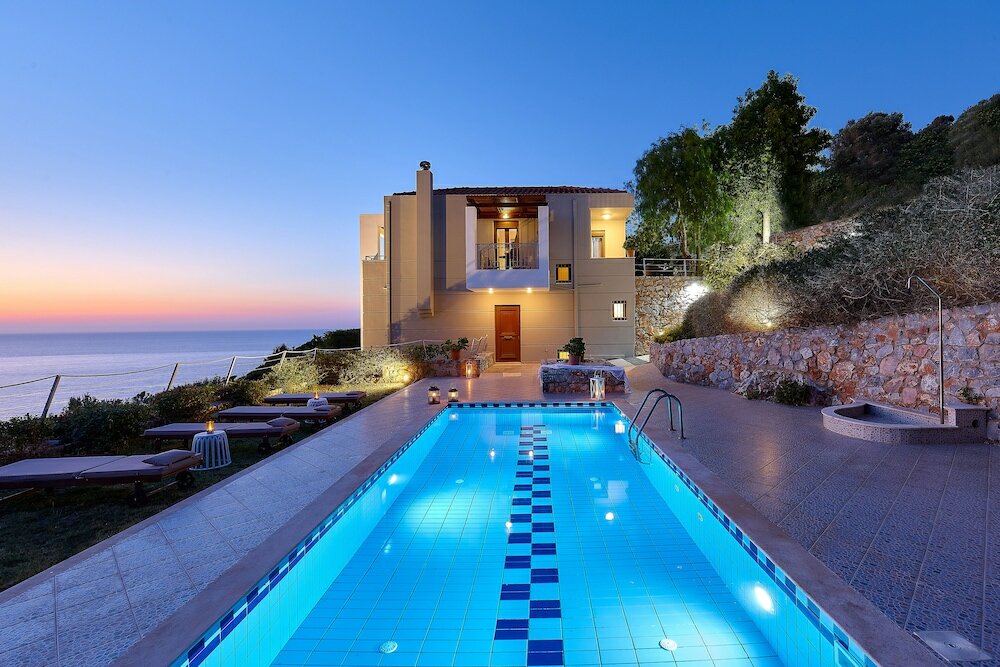 Фото Okeanides Villas