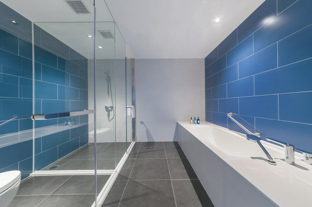 Фото Holiday Inn Express Beijing Shijingshan Lakeview, an Ihg Hotel