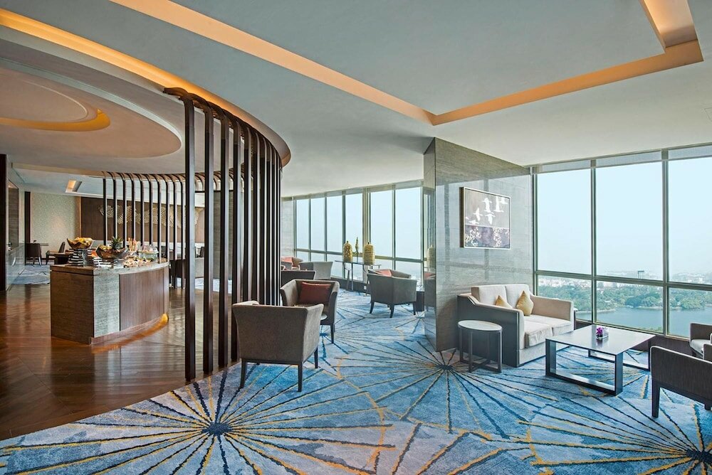 Фото Sedona Hotel Inya Wing