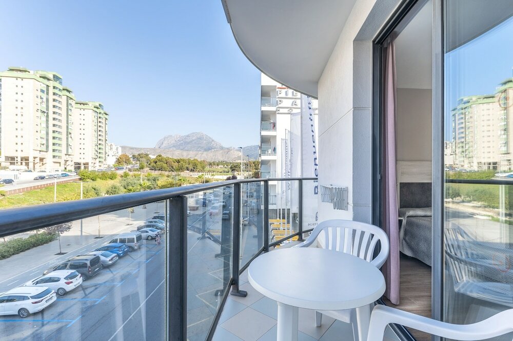 Фото Port Fiesta Park Hotel