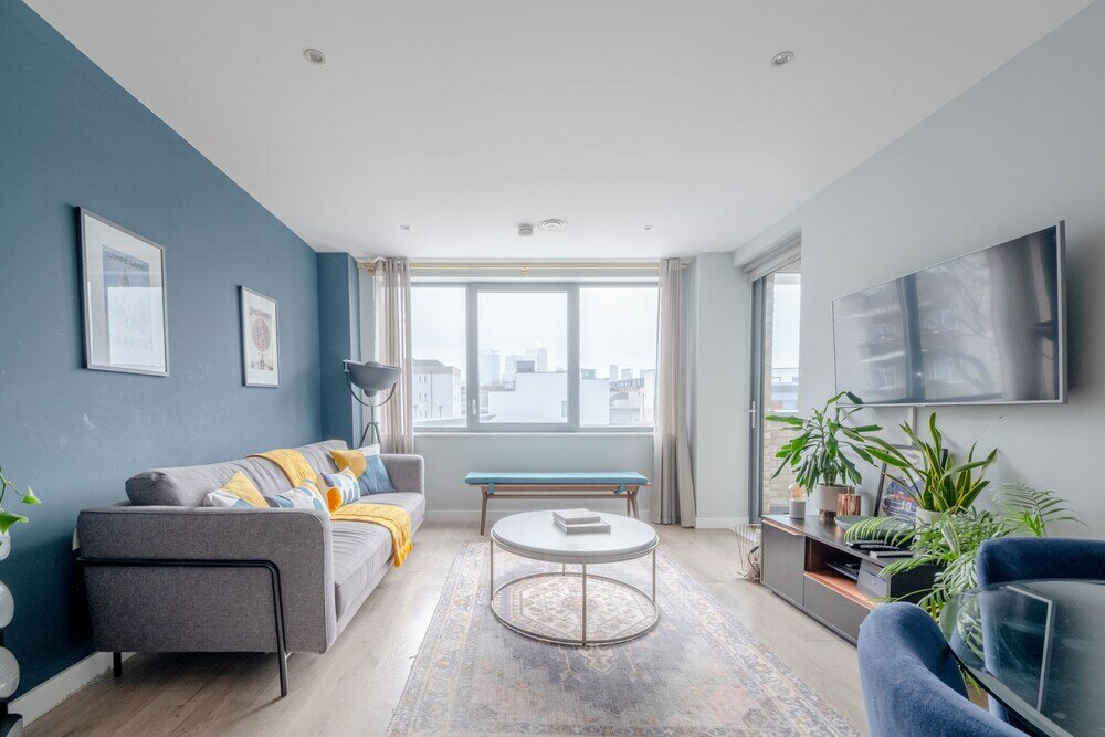 Фото Light & Spacious 1bedroom Flat With Balcony - Mile End