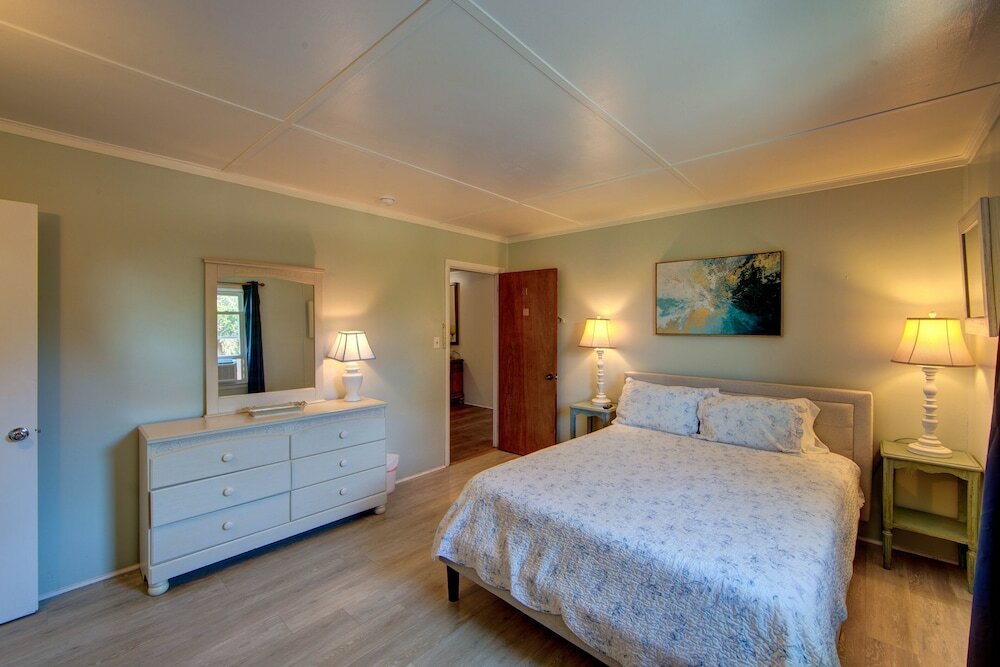 Фото Blackbeard's Lodge