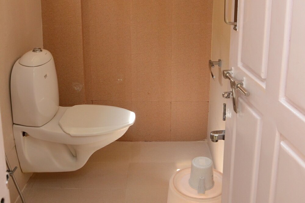 Фото Hotel Amutham Residency