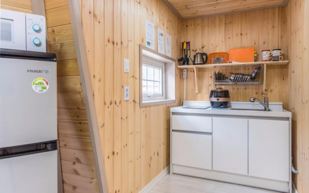 Фото Geochang Windmill Village Pension