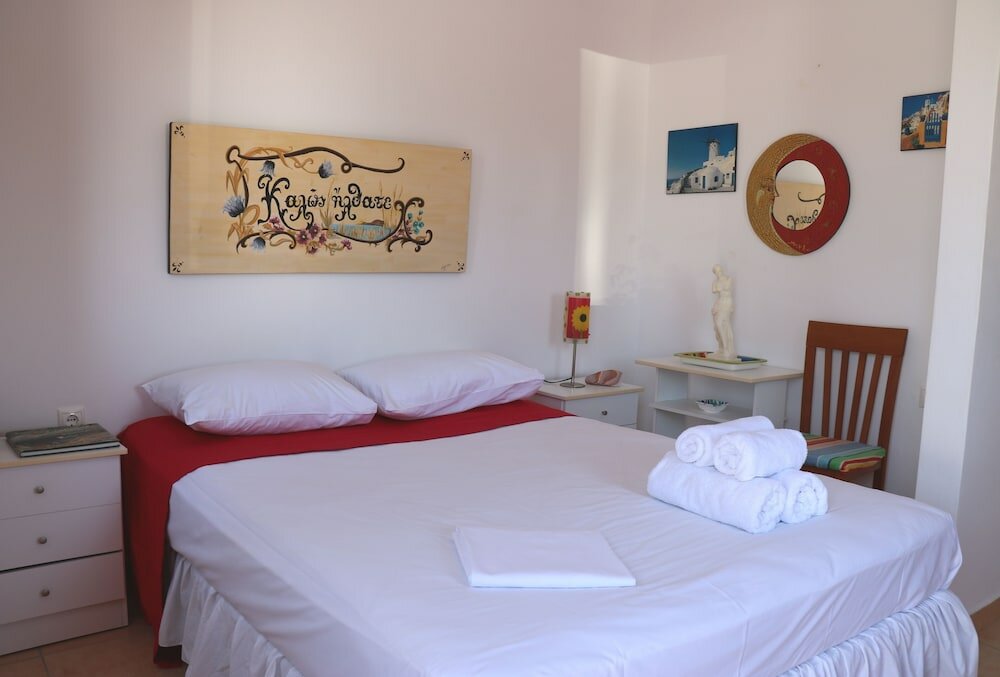 Фото Flora's Red Studios