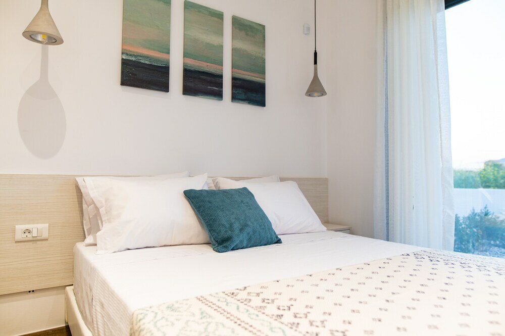 Фото Pebble Garden Blue Dahlia