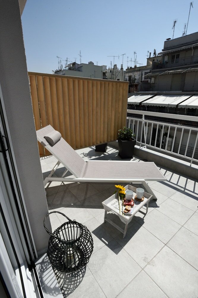 Фото Magnifique Luxury Suites