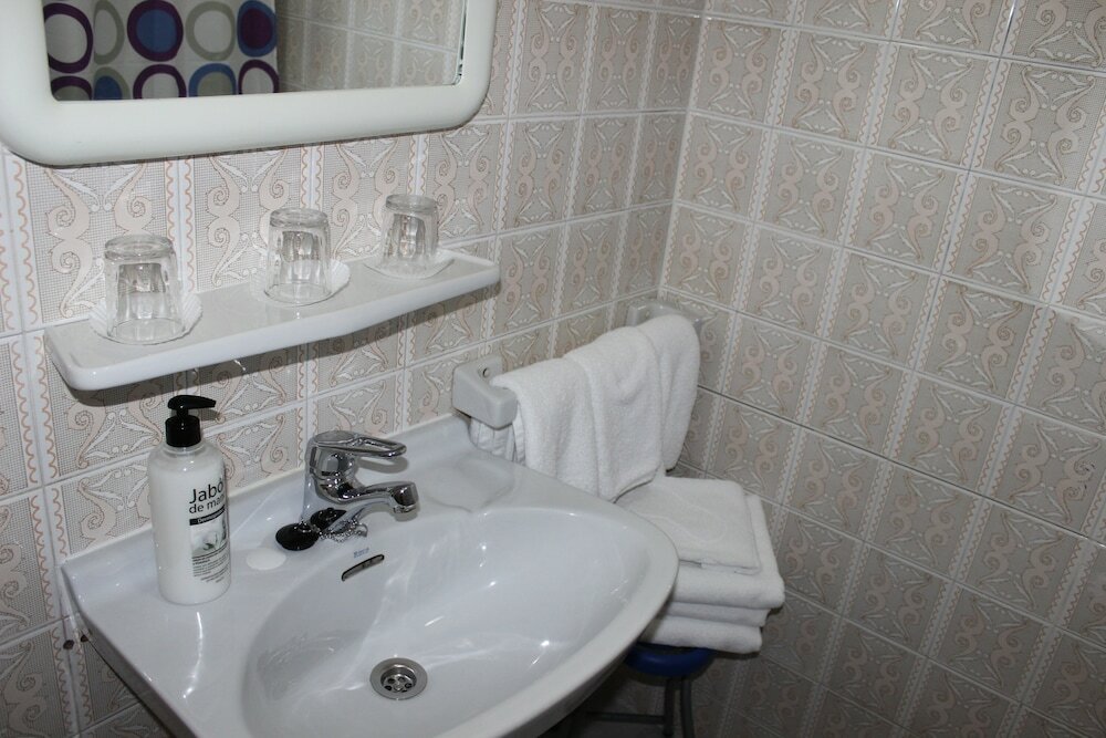 Фото Pensión El Parque