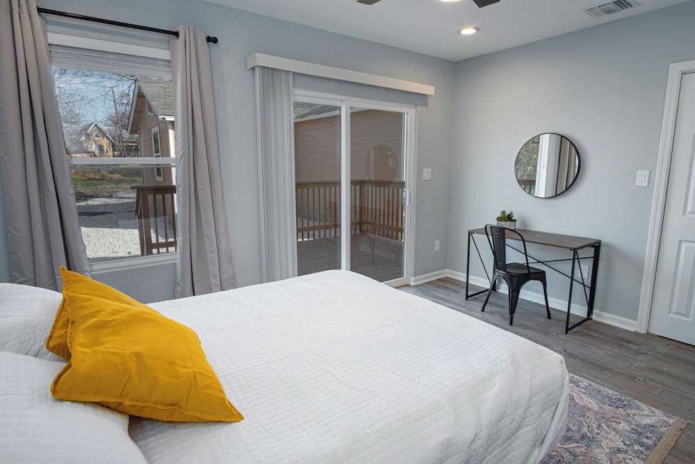 Фото Adorable 4br 2ba Close to Riverwalk and Downtown