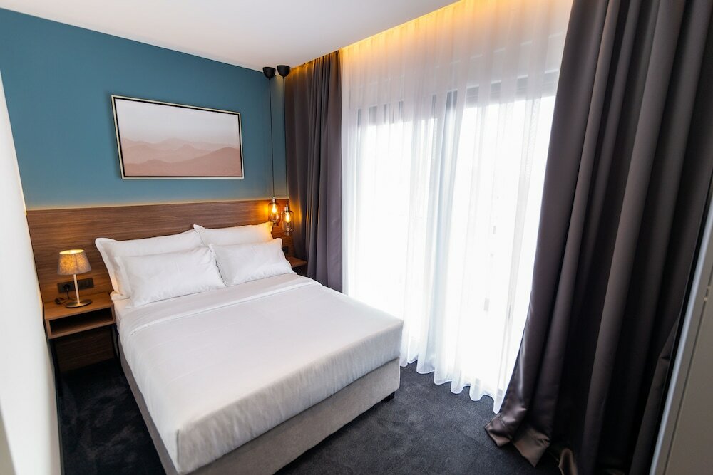 Фото Boutique ROOMs 76