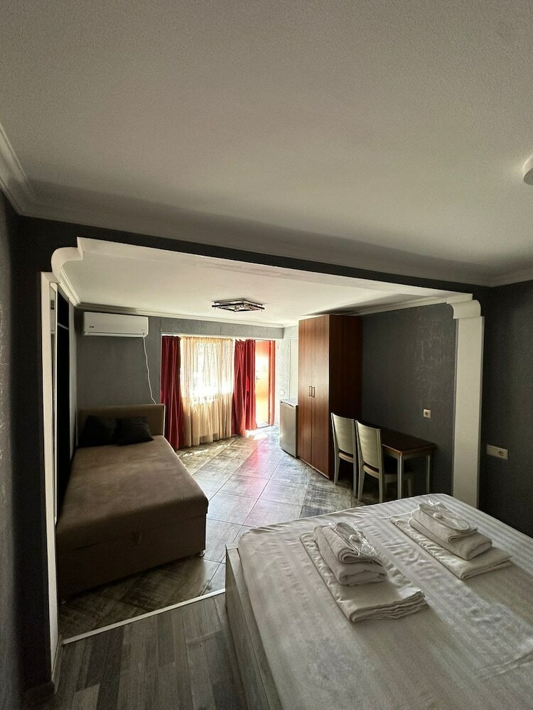 Фото Piano Hotel