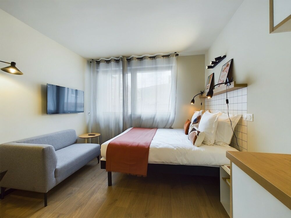 Фото Hife Paris Gentilly