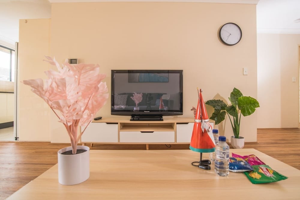 Фото True Comfort! 3bed2bath Apt Near Ashfield Station!