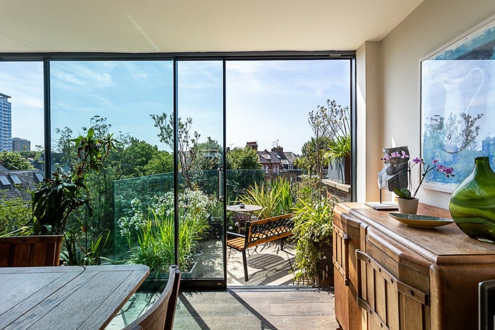 Фото Stunning Penthouse Apartment Near Battersea Park
