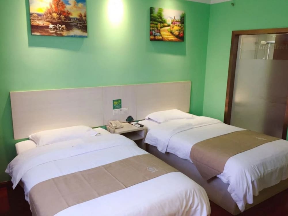 Фото GreenTree Inn Shanghai Songjiang District Sijing Town Sijing Metro Station Express Hotel