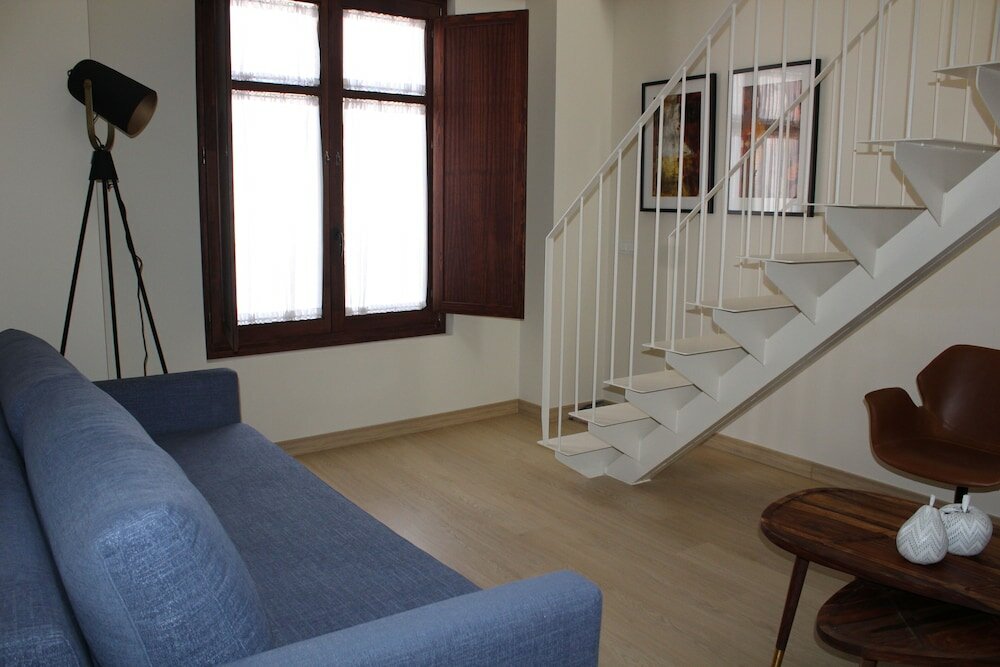 Фото Debambú Atarazanas