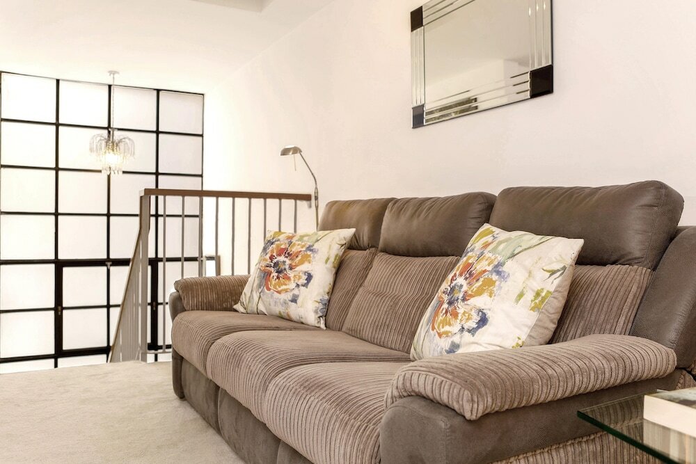 Фото Altido Splendid 1 Bedroom Flat near St. Paul's Cathedral