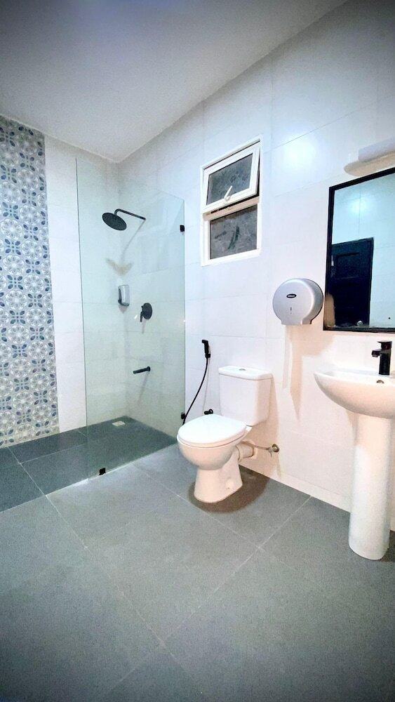 Фото Armaan Suites and Restaurant