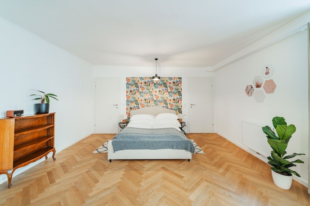 Фото The 15s Apartments