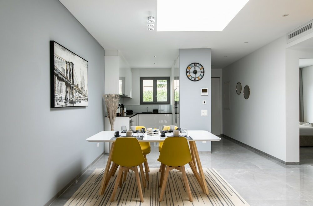 Фото Promenade Apartments