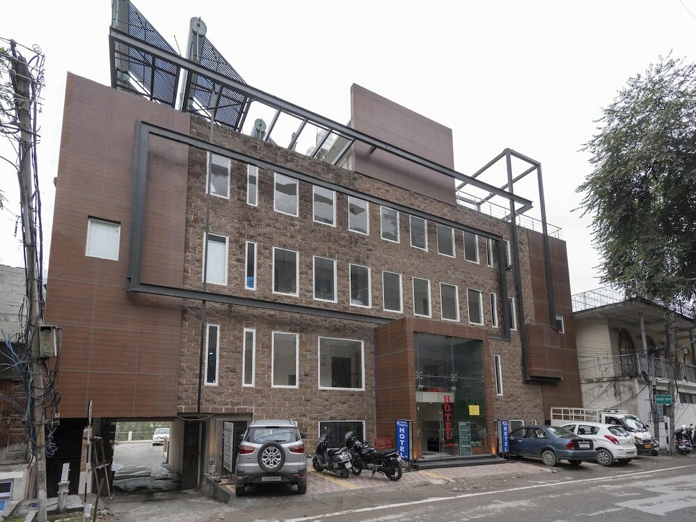 Фото отеля 2