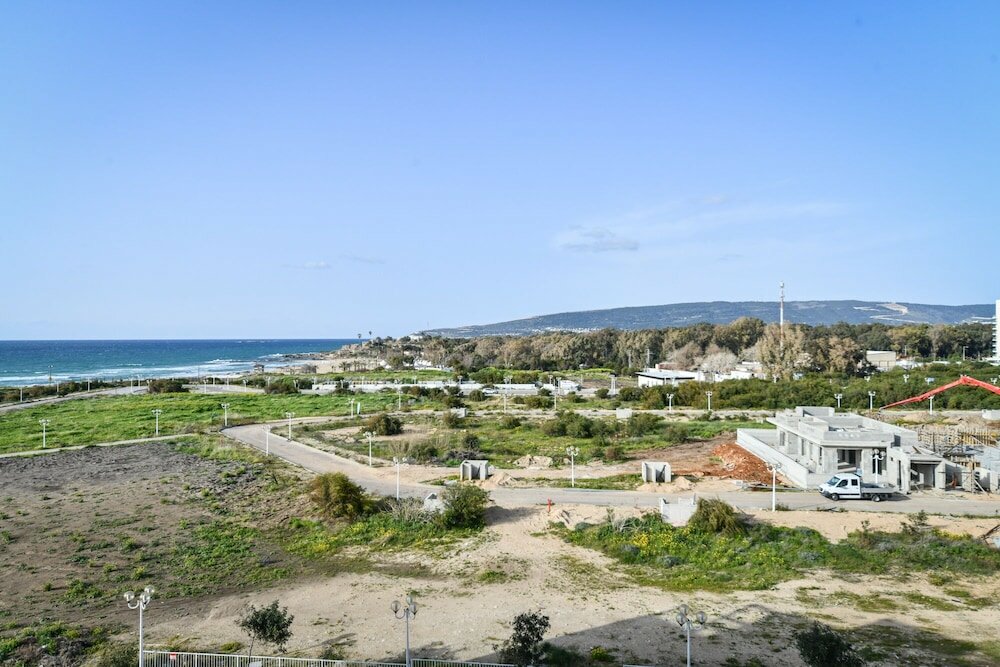 Фото High Class 6br Achziv apartment