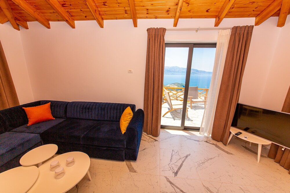 Фото Santa Oliva Suites