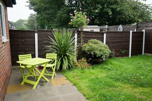 Гостиница Ideal Lodgings in Bury - Redvales