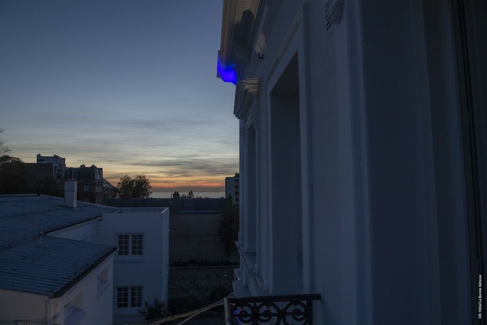 Фото Hôtel La Bonne Adresse