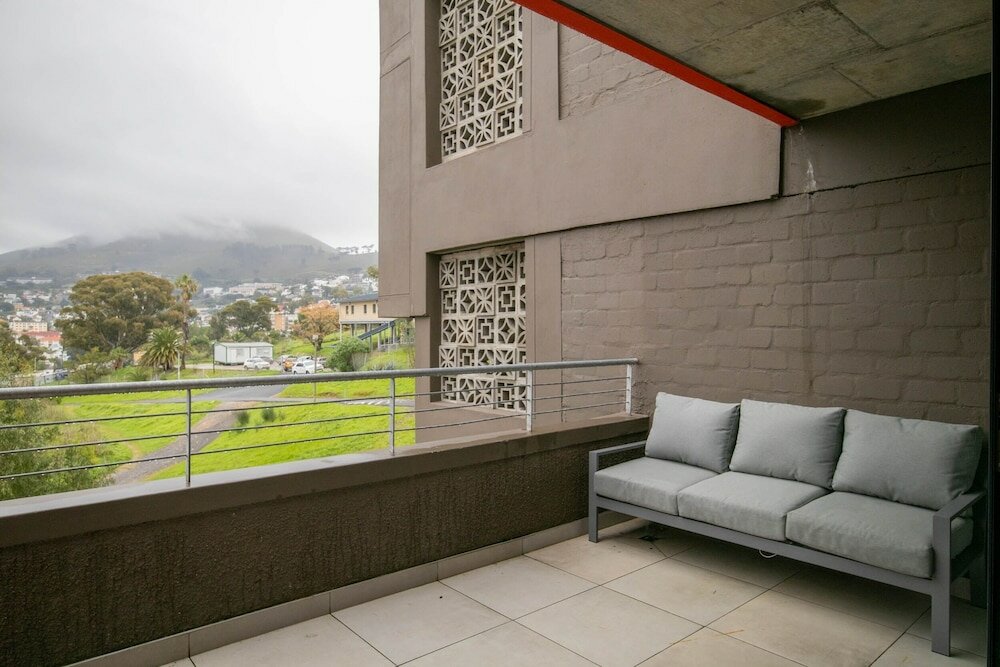 Фото Forty On L by Ctha