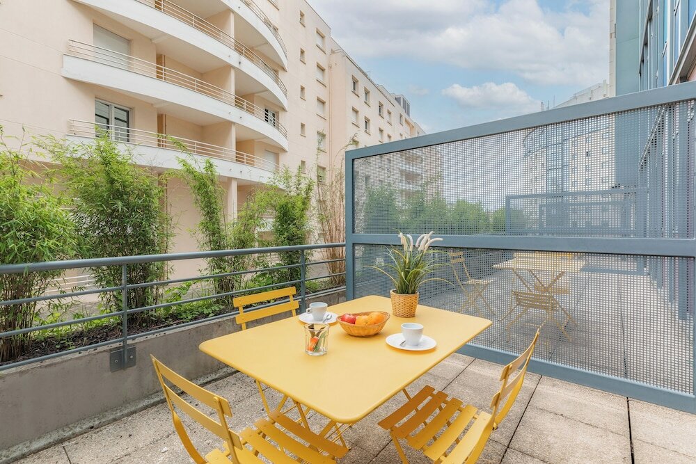 Фото Appart'City Bordeaux Centre