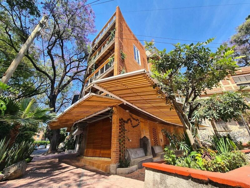 Гостиница Casa del Parque Hotel & Restaurante в Куэрнаваке