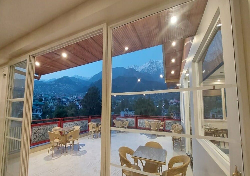 Фото отеля 5