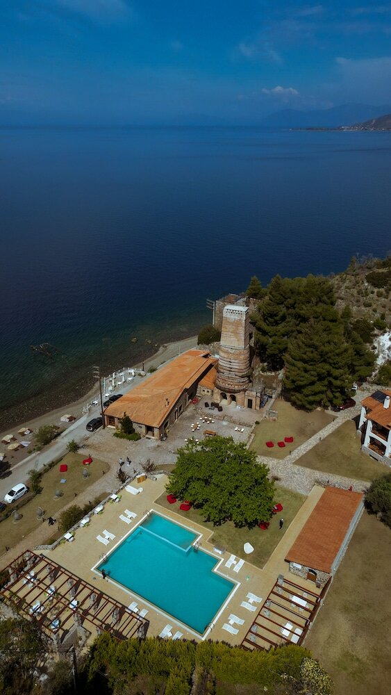 Фото Selina Kaminos Evia