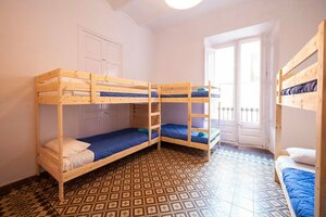 Хостел Bed In Girona
